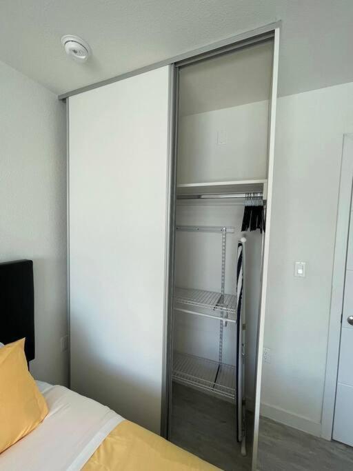 Vacay Spot Experience Luna Sky! 65" Tv Bar, Bbq, Shower Massage Jets, Music, Go To Fl Keys Homestead Zewnętrze zdjęcie