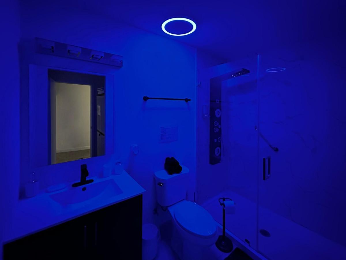 Vacay Spot Experience Luna Sky! 65" Tv Bar, Bbq, Shower Massage Jets, Music, Go To Fl Keys Homestead Zewnętrze zdjęcie