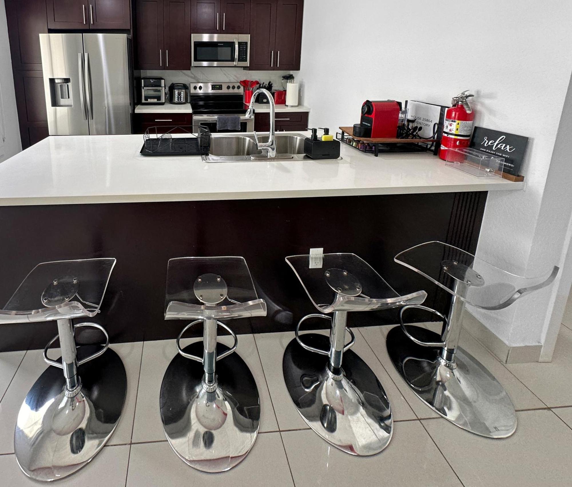Vacay Spot Experience Luna Sky! 65" Tv Bar, Bbq, Shower Massage Jets, Music, Go To Fl Keys Homestead Zewnętrze zdjęcie