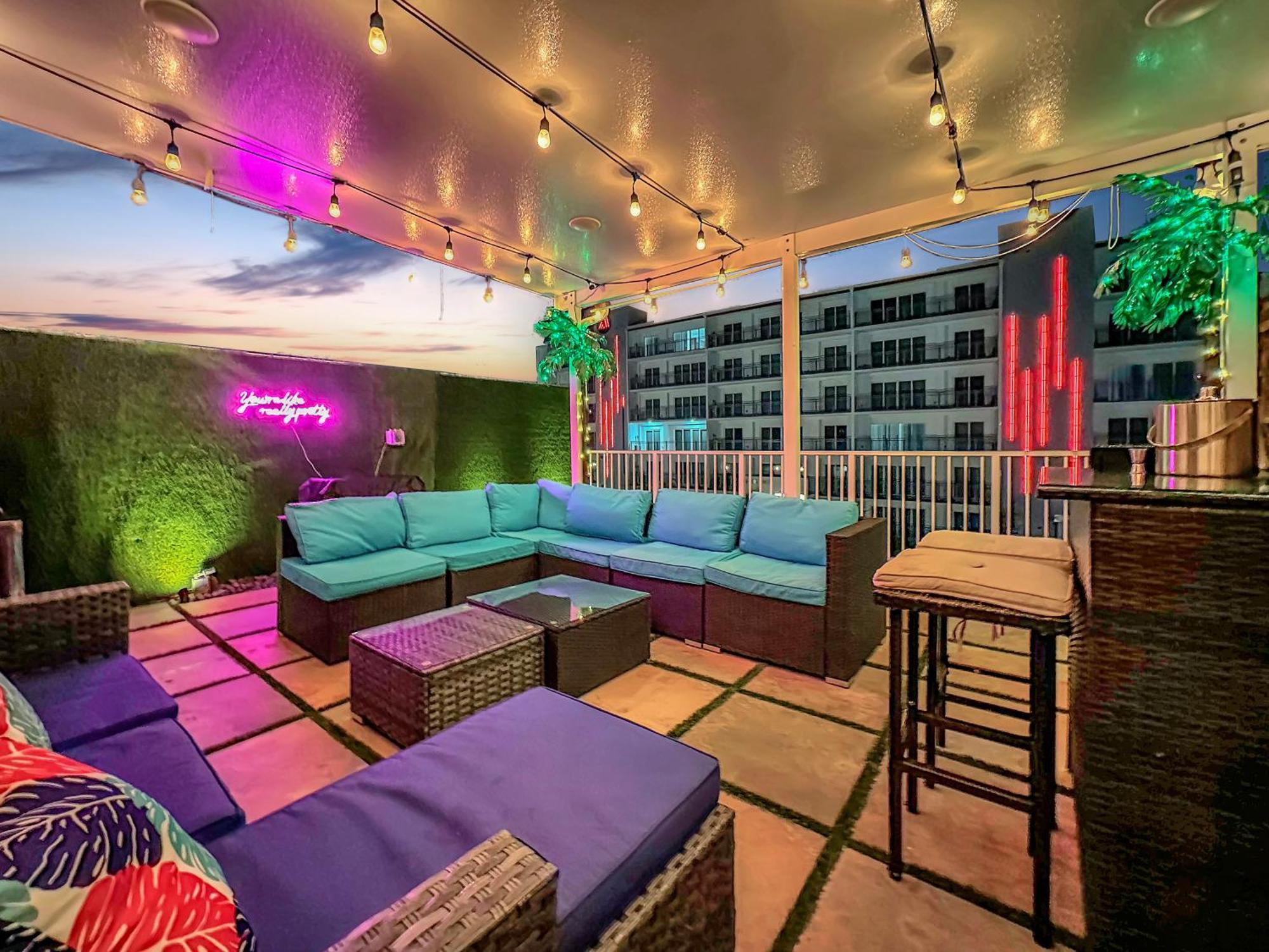 Vacay Spot Experience Luna Sky! 65" Tv Bar, Bbq, Shower Massage Jets, Music, Go To Fl Keys Homestead Zewnętrze zdjęcie