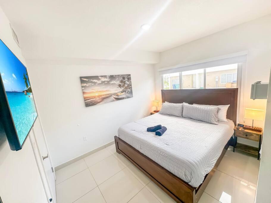Vacay Spot Experience Luna Sky! 65" Tv Bar, Bbq, Shower Massage Jets, Music, Go To Fl Keys Homestead Zewnętrze zdjęcie