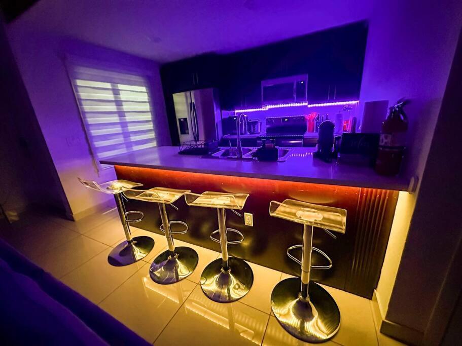 Vacay Spot Experience Luna Sky! 65" Tv Bar, Bbq, Shower Massage Jets, Music, Go To Fl Keys Homestead Zewnętrze zdjęcie